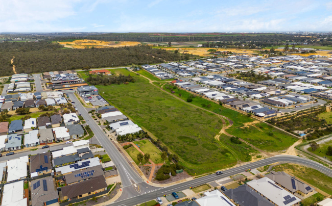 Mixed Use Development land sale. 466 Wattleup Road, Hammond Park, WA